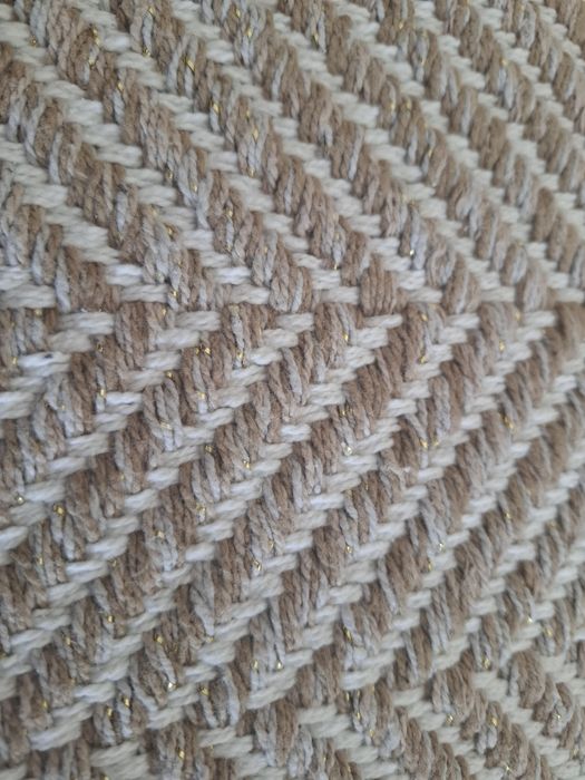 Tapete branco  e beige