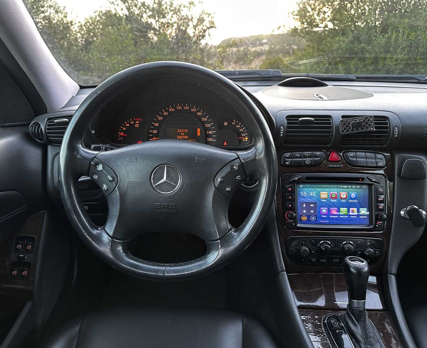 Mercedes-Benz C 220 - 05/2004 - 342.000 - ESTIMADO / SINTRA