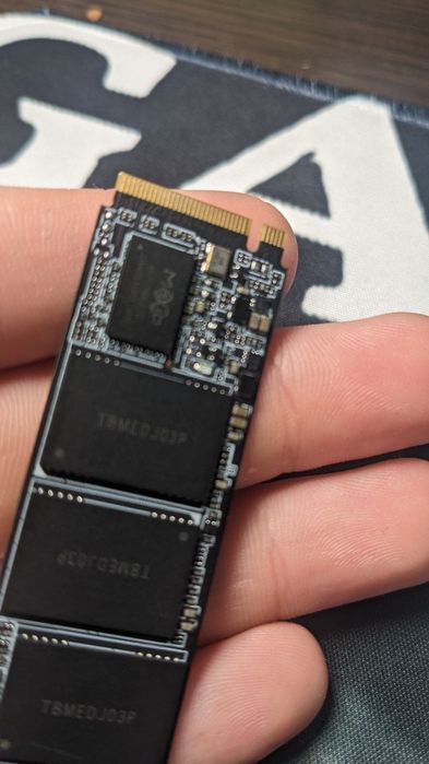 Продам м2 накопитель на 256гб