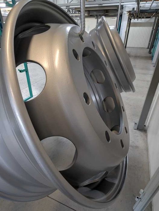 Malowanie proszkowe felg stalowych – TIR, busy, osobowe – wysyłka