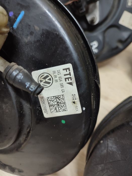 Вакуумний підсилювач тормозів  Пассат б6 б7 Октавія А5 Гольф 6 5 Вакум