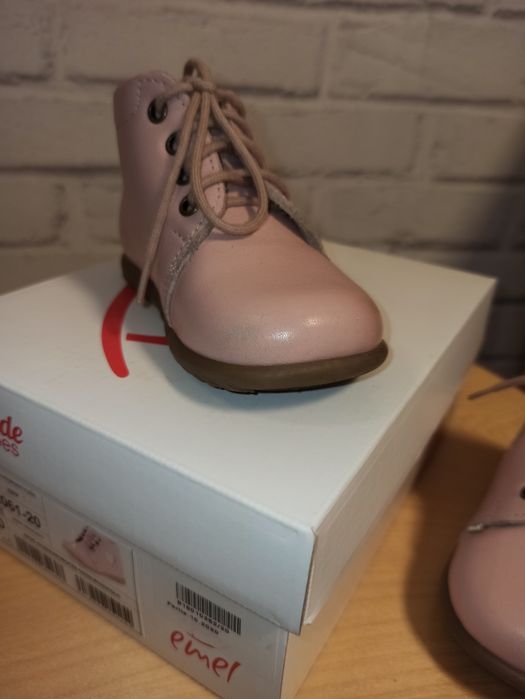 Buty roczki firmy Emel rozmiar 20