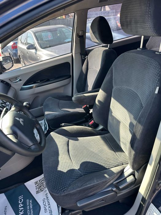 Продам  Mitsubishi Grandis 2006 рік можлива розстрочка,кредит,обмін!