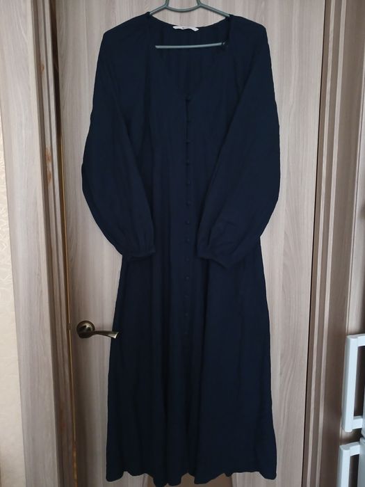 Жіноча сукня, розмір м.