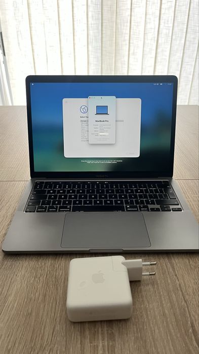 MacBook Pro 13” 2020 Space Gray