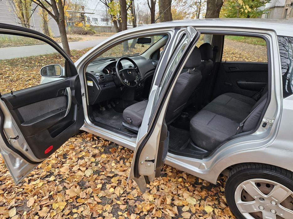 Chevrolet Aveo 2009 рік 1.2 бензин для військових