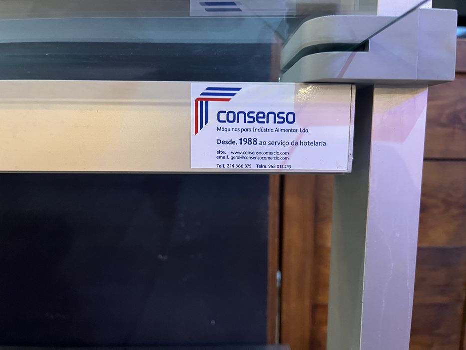 PT: Bancada Refrigerada / Móvel Buffet Frio Inox (Consenso) para Hotelaria  EN: Stainless Steel Refrigerated Display Counter / Cold Buffet (Consenso)