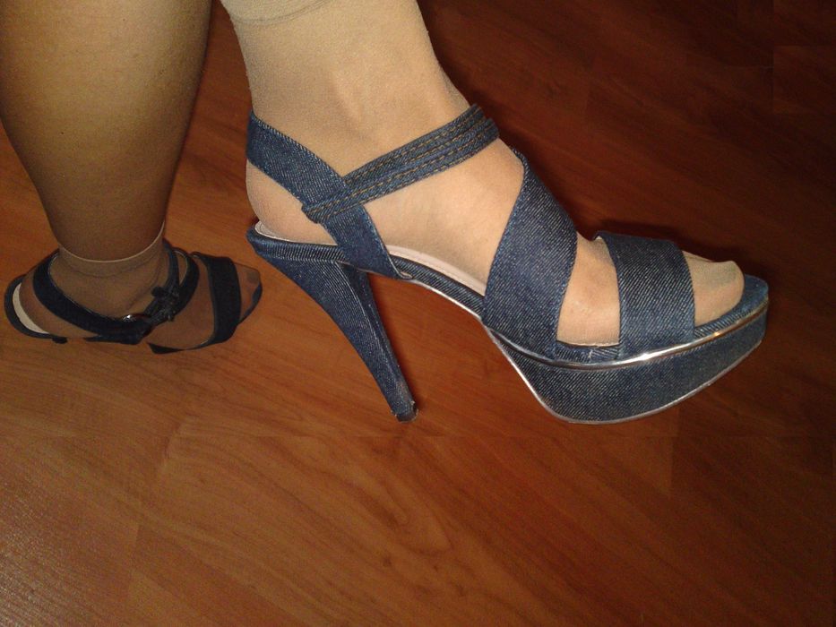Sandały szpilki unikat na platformie koturnie jeans dżinsowe CCC r.38