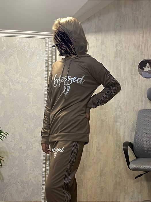Продам костюм вдягали пару разів
