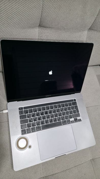 MacBook Pro 16" A2141 (Touch Bar 2019)Core i9 2.4/64/1Tb/Pro 5500M 8Gb