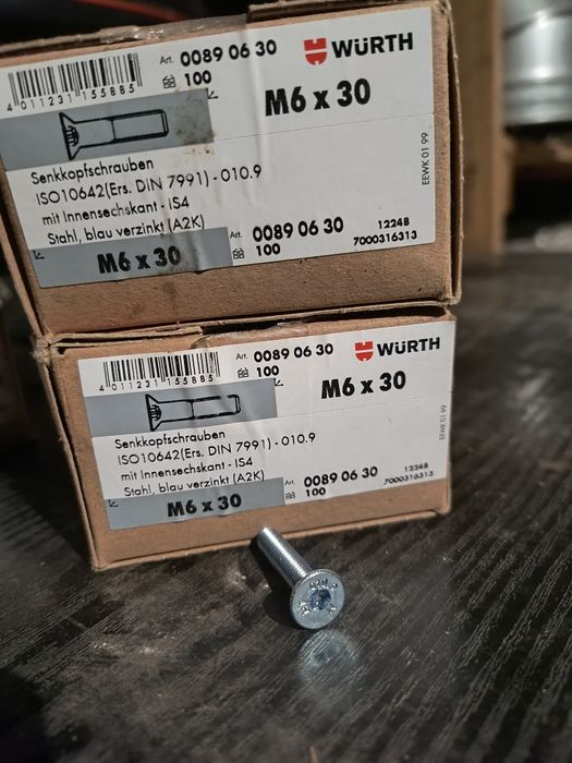 Śruba M6x 30 wurth