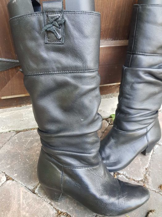 Botas vintage de couro preto (37)