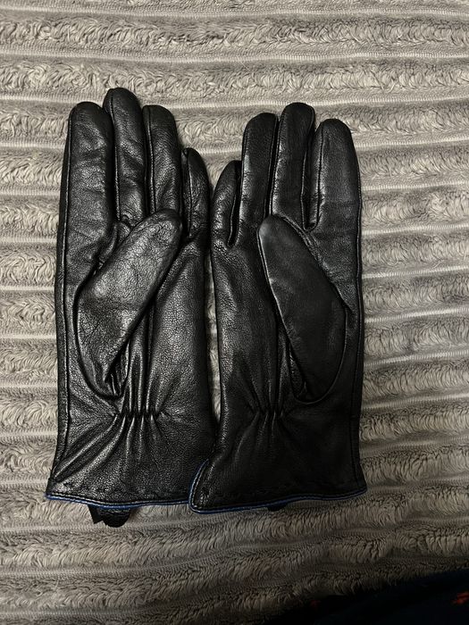 Рукавички жіночі з натуральної шкіри, чорного кольору
