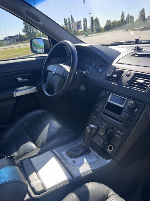 Продаж Volvo xc90