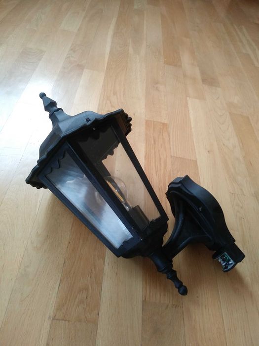 monia lampa zewnętrzna metalowa klosz szklany