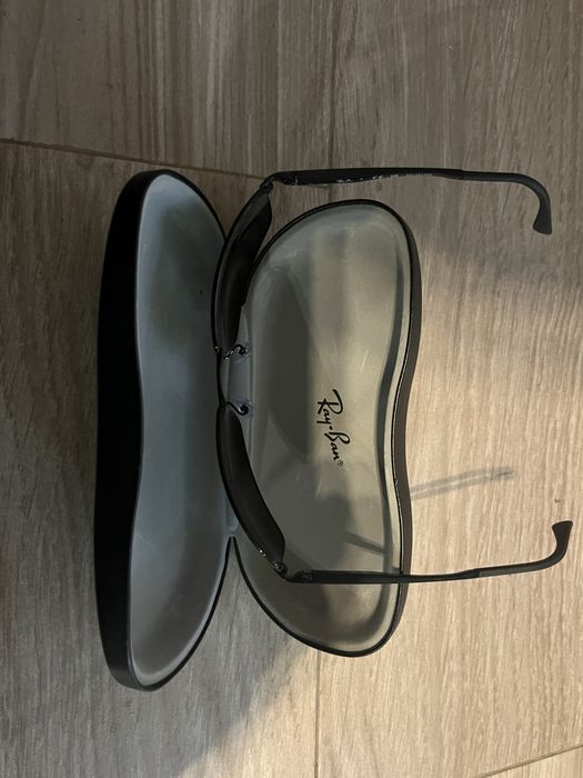 Oculos Ray.ban praticamente novos