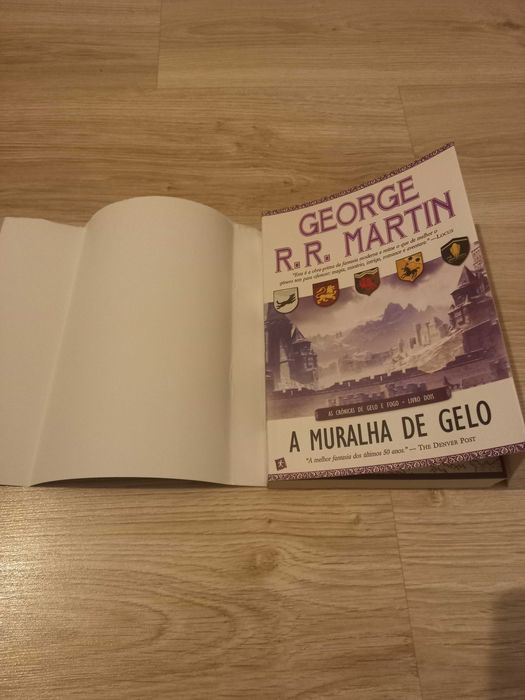 Livros da série "A Guerra dos Tronos"