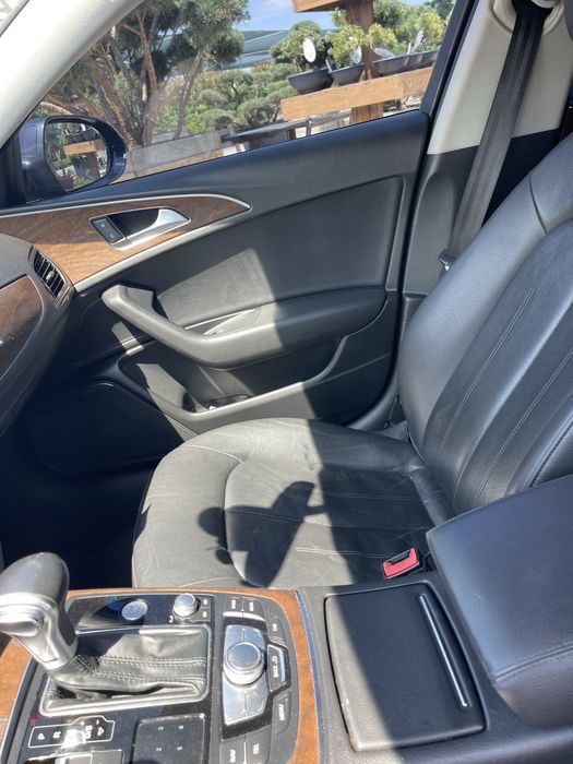 Автомобіль Audi A 6