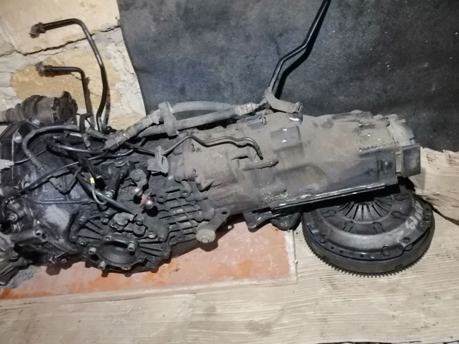 Продам МКПП на Ауди а6 с5 а4б6 2.5 tdi в отличном состоянии