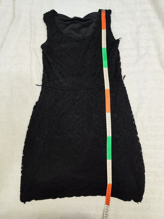 Vestido preto rendado e forrado  da Yessica C&A