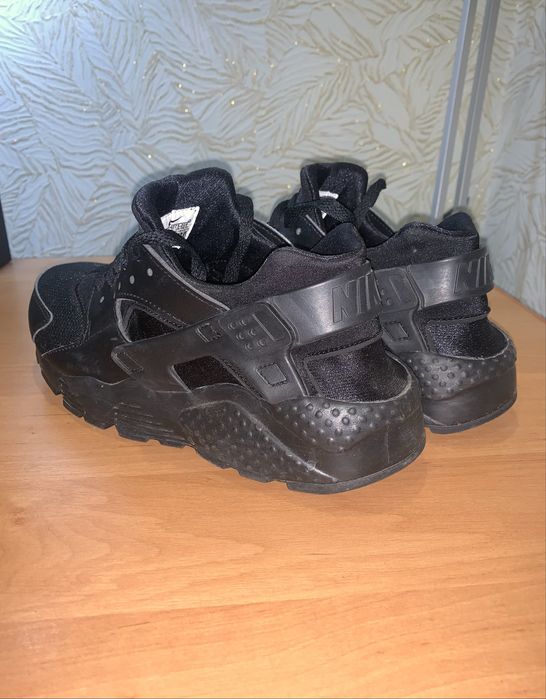Nike. Сникерсы Huarache Run, EUR - 38.5
