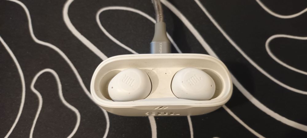 JBL Wave Buds 2 Brancos