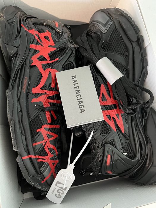 Balenciaga Runner Graffiti Black Red