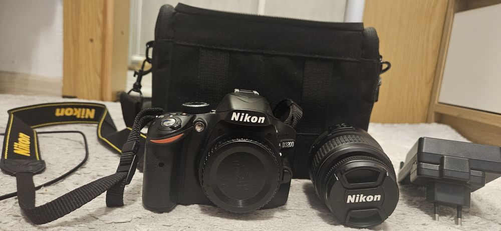 Lustrzanka nikon d3200