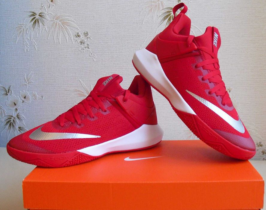 Баскетбольные кроссовки Nike Zoom Shift