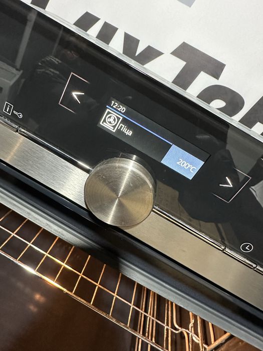 Духовий шкаф Siemens