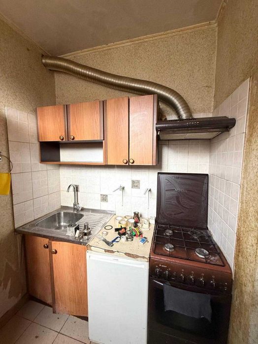 Продаж 1 кімнатної квартири в Брюховичах з ремонтом.