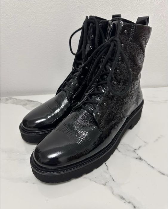 Чоботи шкіряні лакові Paul Green