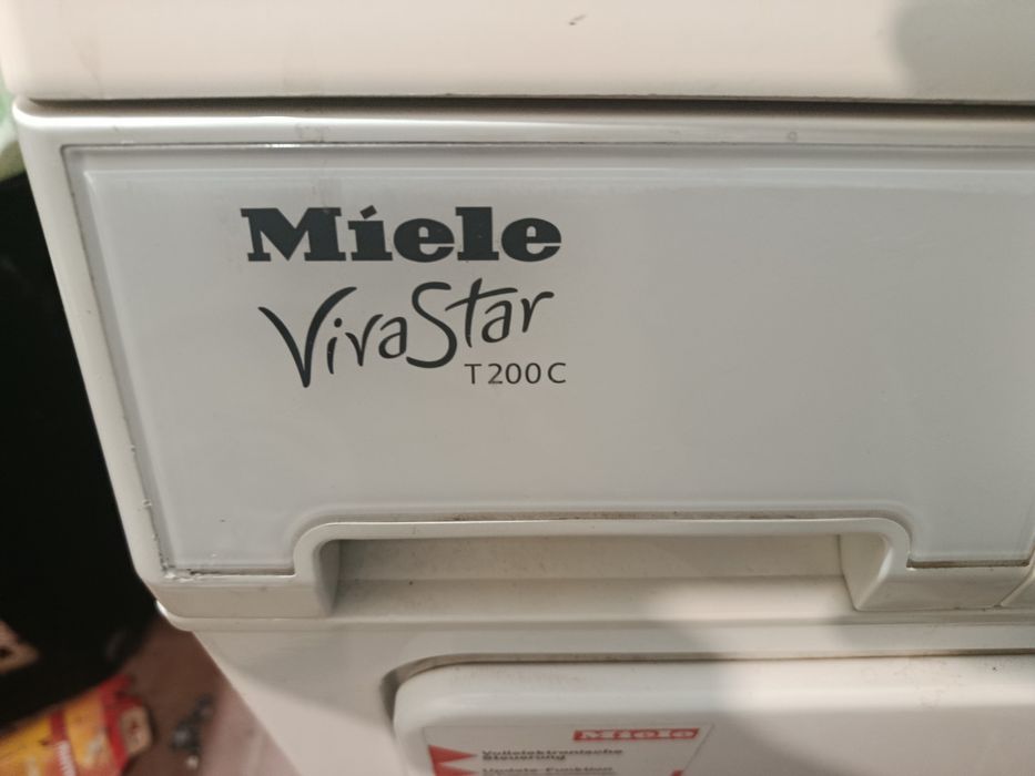 Сушильна машина Miele