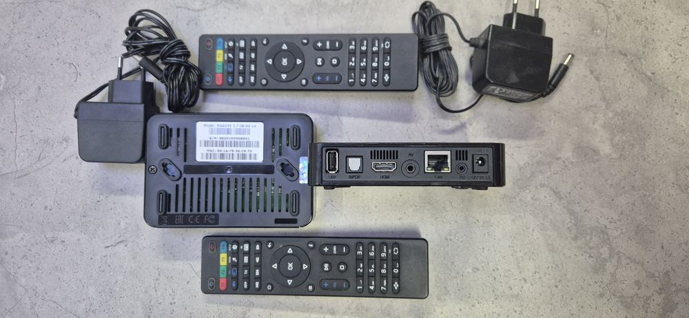 Продається IPTV-приставка MAG 255/AURA HD Plus