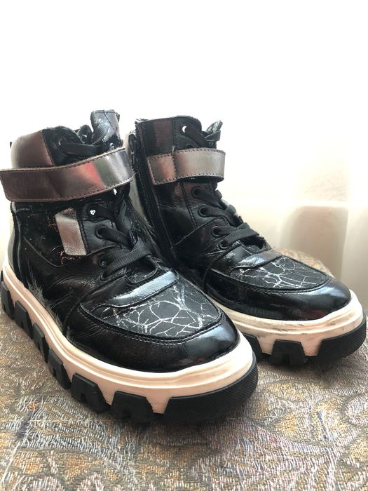 Взуття шкіряне, зручне для ніжки, без запаху! Виробник Турція-Alplion