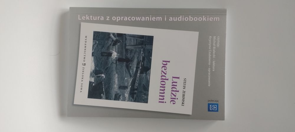 Ludzie bezdomni z opracowaniem