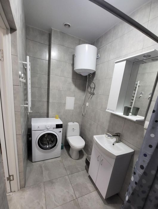 1к квартира з ремонтом.