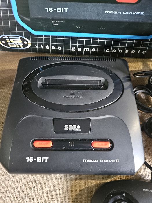 Megadrive 2 com caixa
