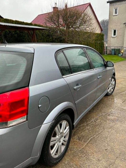 auto Opel signum