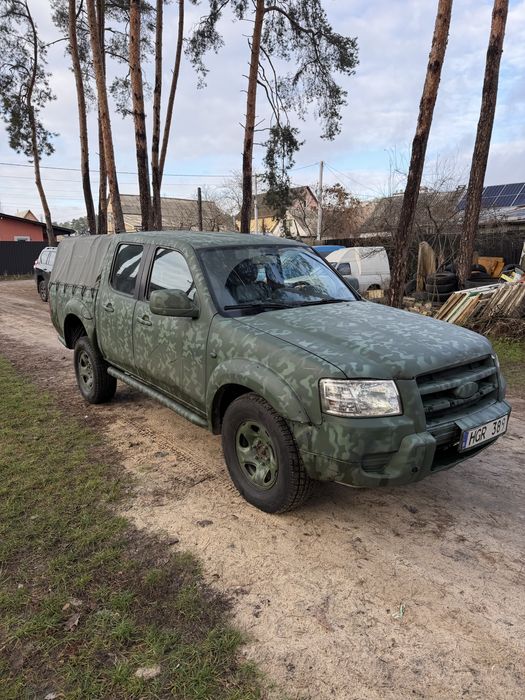 Пикап Ford Ranger 2.5 дизель 4*4 механика 2008 год