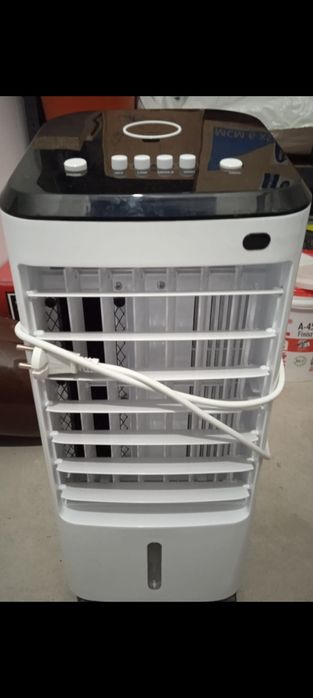 Klimatyzator obi bialo-czarny 65W