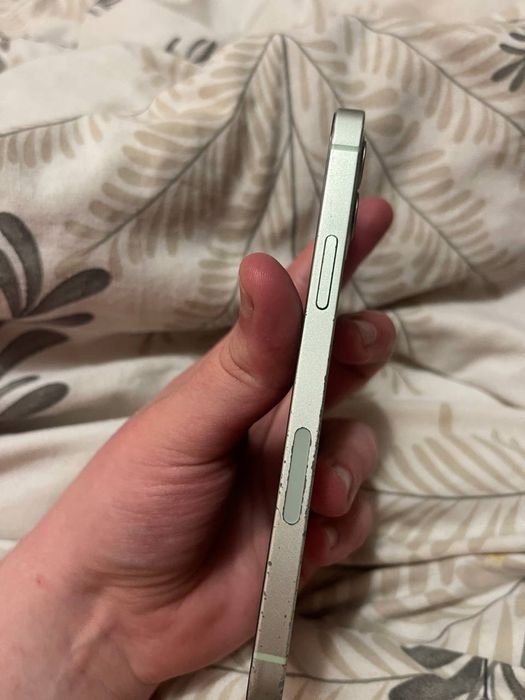 IPhone 12 128 (100%акб)
