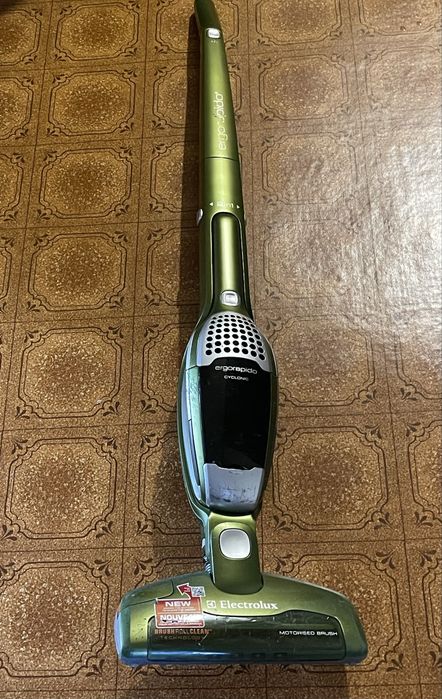 Electrolux Ergorapido 2-в-1 пилосос