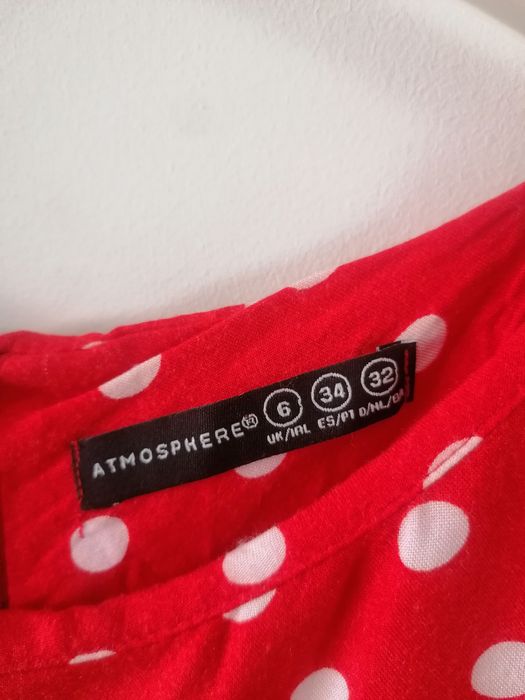 Vestido vermelho às bolas brancas XS