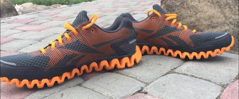 Reebok чоловічі кросівки розмір 44,5