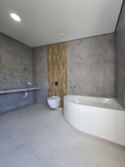 Продаж елітного ТАУНХАУСА, ФІНАЛЬНИЙ ЕТАП РЕМОНТУ, вул. Горіхівська