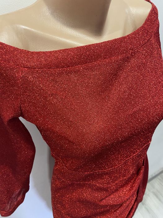 Платье праздничное