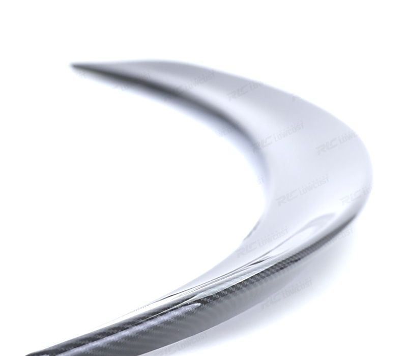 AILERON SPOILER TRASEIRO CLA C117 13- LOOK AMG CARBONO