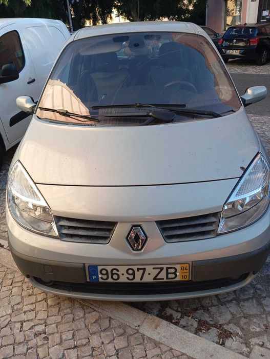 Renault Scenic 2 DCi 2004