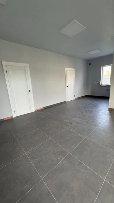 Продаж / Складське приміщення / вул. Польова, Стоянка